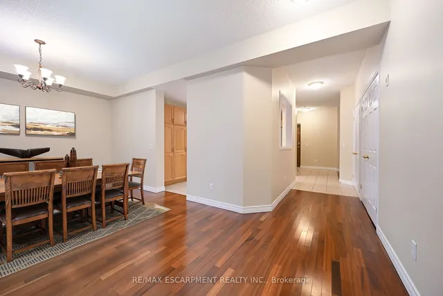 Additional image 13 of 2000 Creekside Dr Unit 501