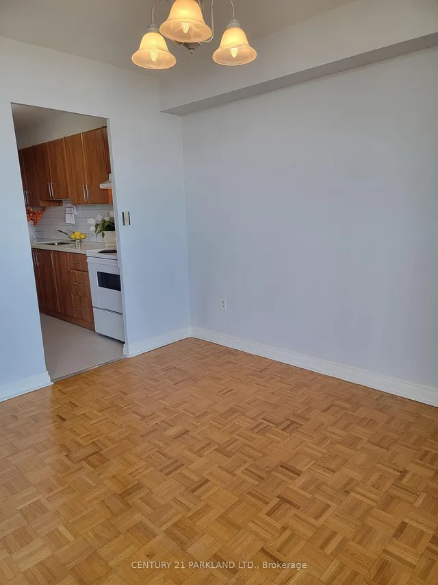 Additional image 8 of 1 Massey Sq Unit 2015