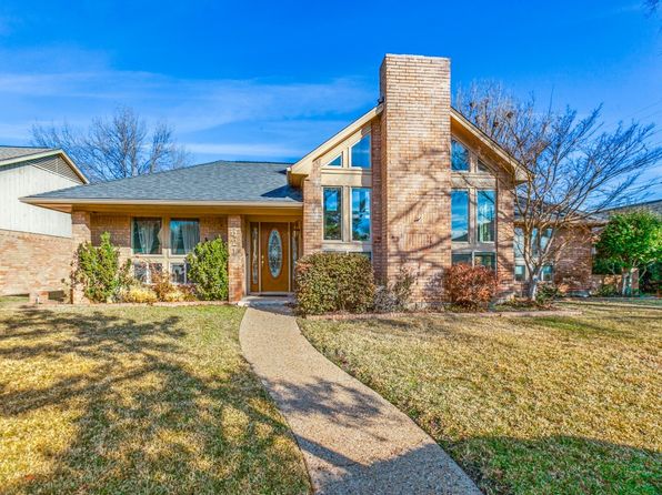 7421 Brentfield Dr, Dallas, TX 75248