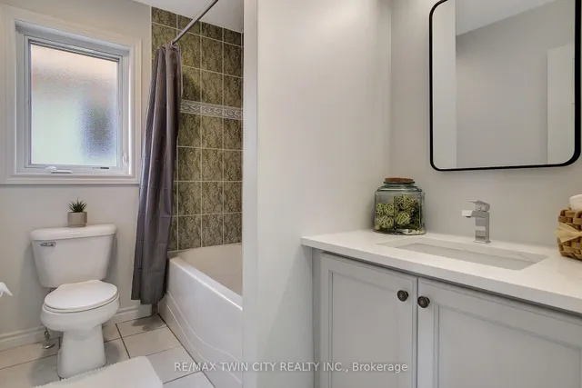 Additional image 31 of 141 Steepleridge St