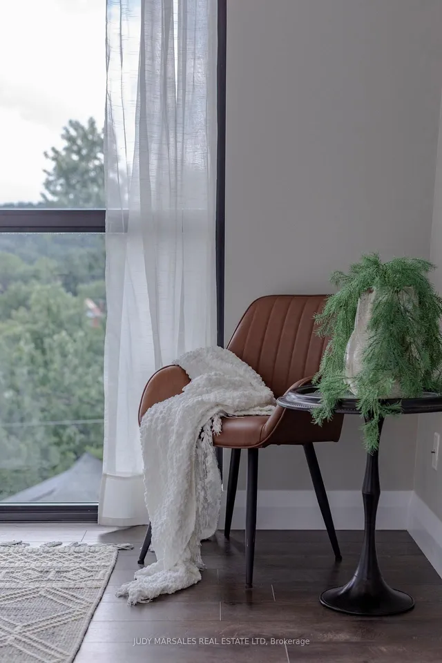 Additional image 32 of 101 Locke St Unit 504