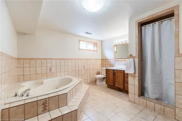 Additional image 42 of 1 Adriatic Blvd