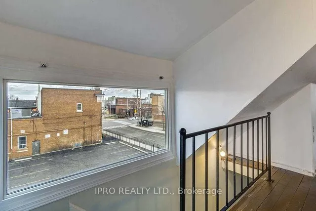 Additional image 8 of 219 Wentworth St