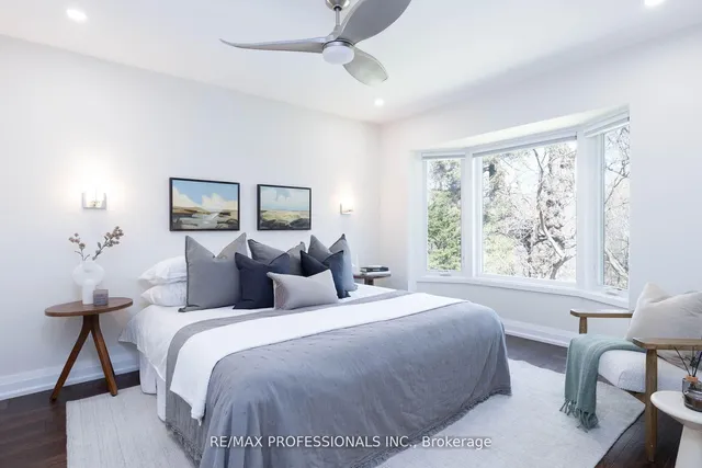 Additional image 11 of 2 Emery Circ