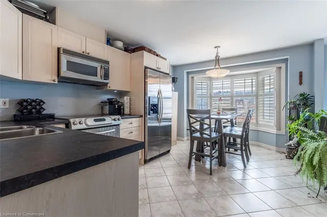 437 Highway No. 8 Unit 3