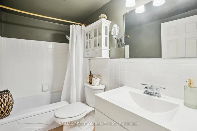 Additional image 11 of 10 Woodman Dr Unit 605