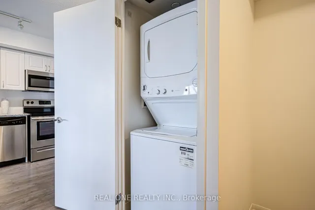 Additional image 19 of 3091 Dufferin St Unit 901