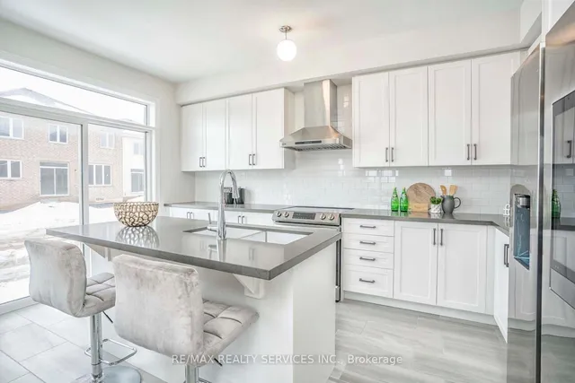 Additional image 11 of 525 Red Elm Rd