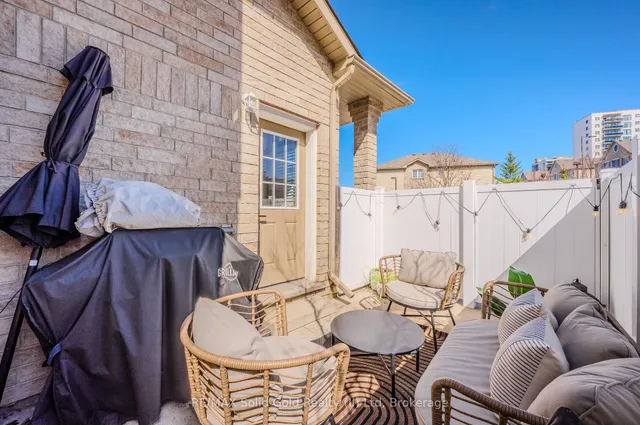 Additional image 18 of 240 Westmeadow Dr Unit 7A