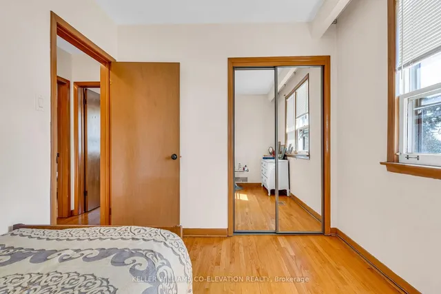 Additional image 26 of 217 La Rose Ave