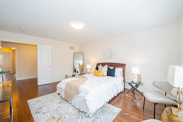 Additional image 18 of 305 Trudeau Dr