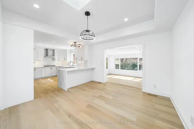 Additional image 12 of 27 Christine Cres