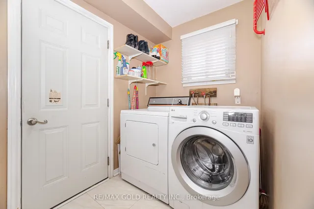 Additional image 9 of 26 Mossbank Dr