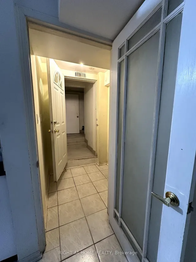 Additional image 39 of 28 Huntington Ave