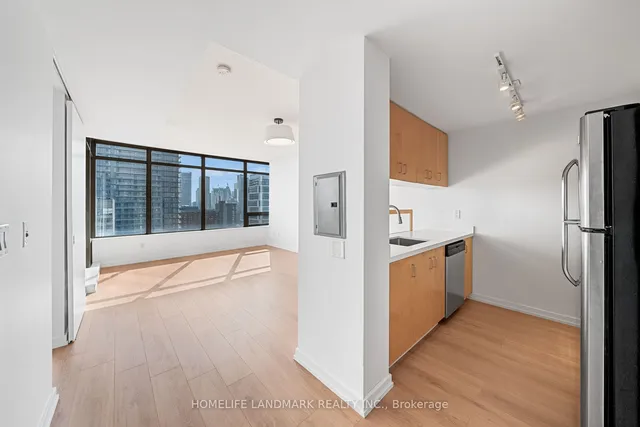 Additional image 7 of 281 Mutual St Unit 2102