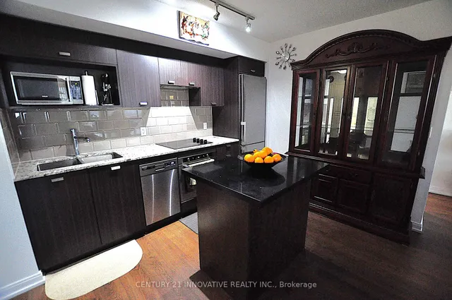 Additional image 6 of 275 Village Green Sq Unit 2616