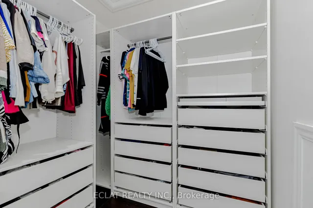 Additional image 26 of 32 Nanaimo Cres