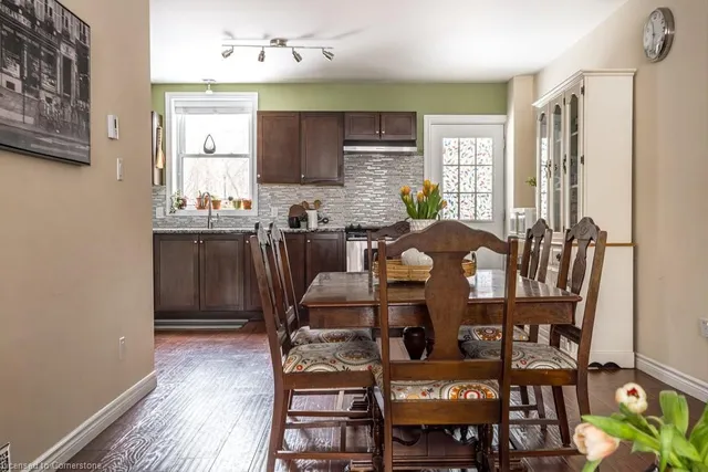 Additional image 13 of 14 Webber St