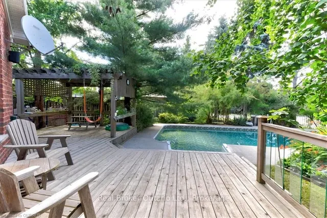 Additional image 31 of 45 Pioneer Tower Cres