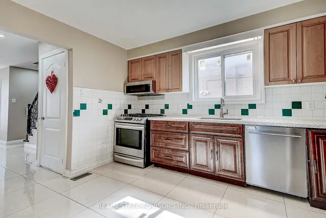 Additional image 13 of 1228 Jane St