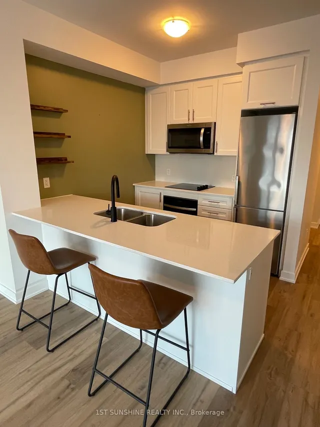 Additional image 6 of 600 NORTH SERVICE Rd Unit 214