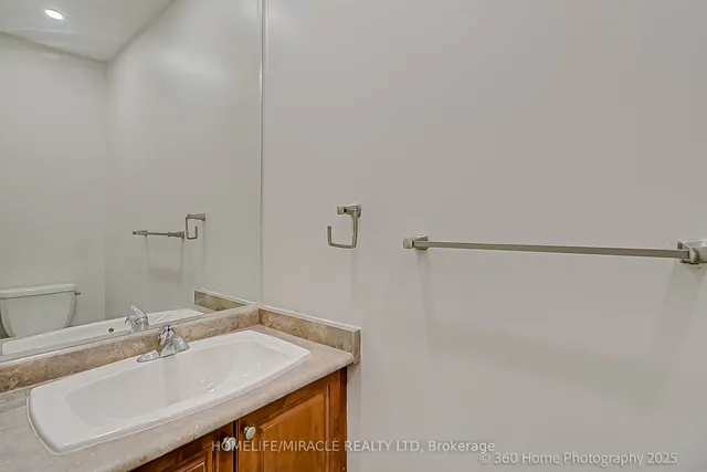 Additional image 4 of 20 Amy Ave