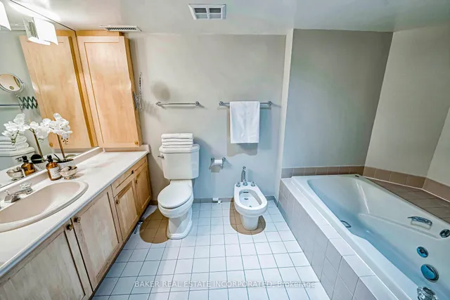 Additional image 24 of 25 George St Unit 903