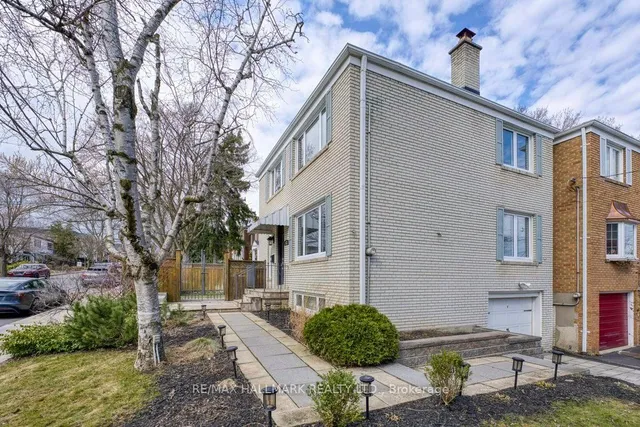 Additional image 2 of 572 Roehampton Ave