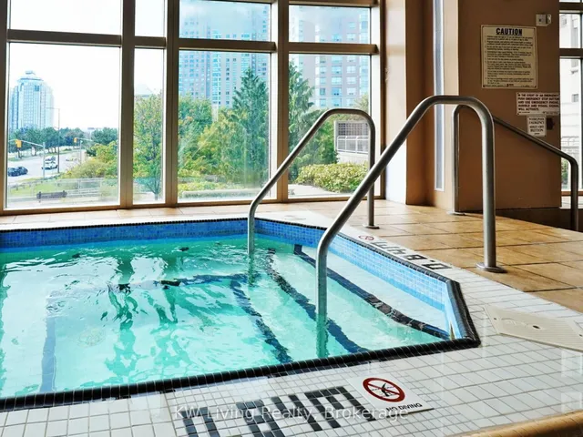 Additional image 27 of 18 Lee Centre Dr Unit 1007