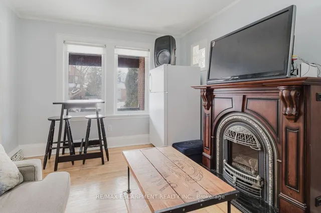 Additional image 9 of 84 South Oval