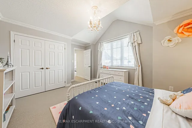 Additional image 32 of 4670 Webb St