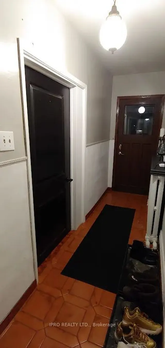 Additional image 9 of 1314 Dupont St