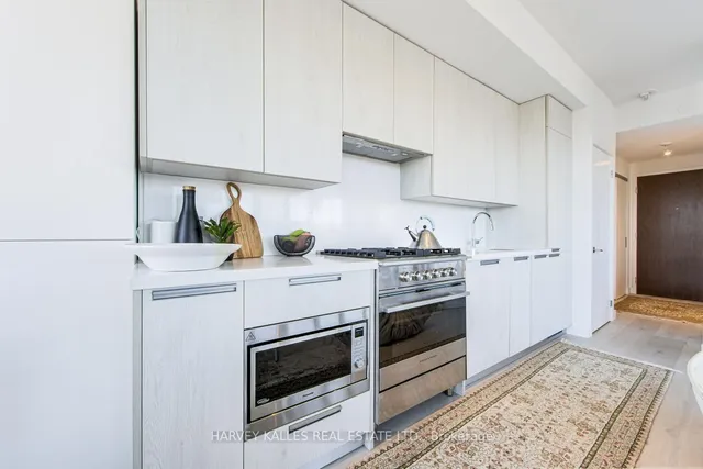 Additional image 5 of 160 Kingsway Cres Unit 413