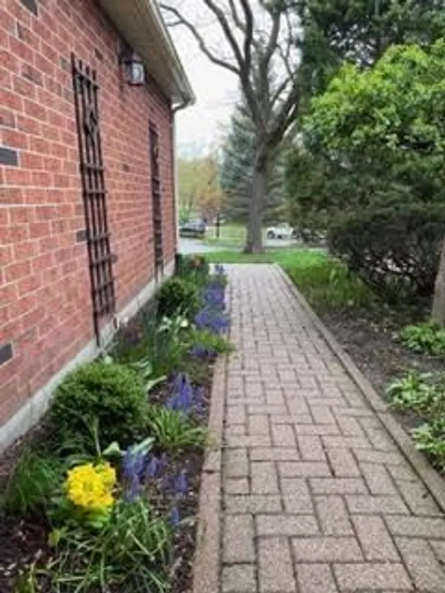 Additional image 47 of 405 Glasgow St Unit 6