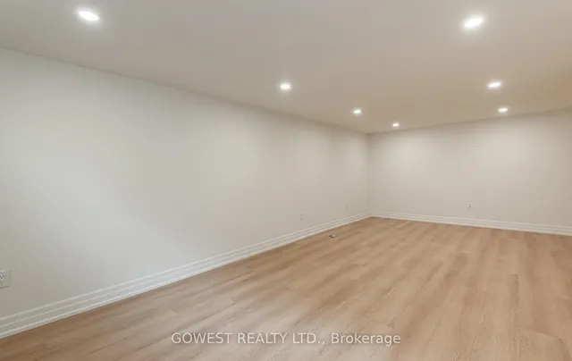 Additional image 38 of 14 Oxenden Cres