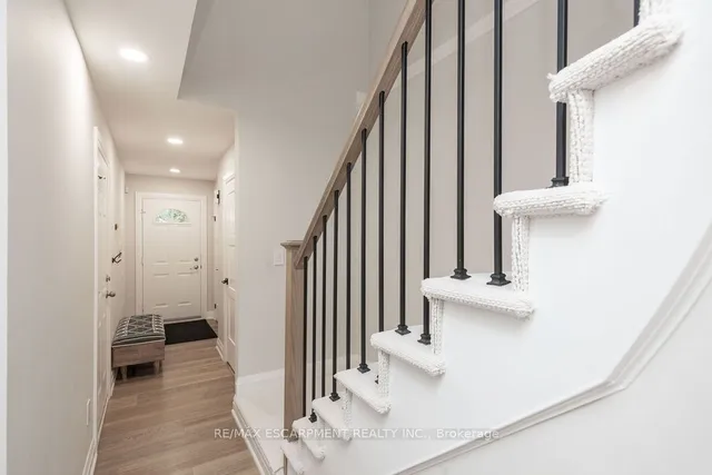 Additional image 21 of 1809 Upper Wentworth St Unit 22