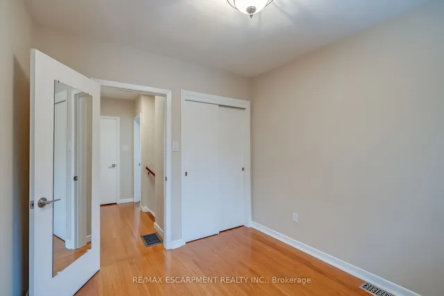 Additional image 23 of 368 East Side Cres