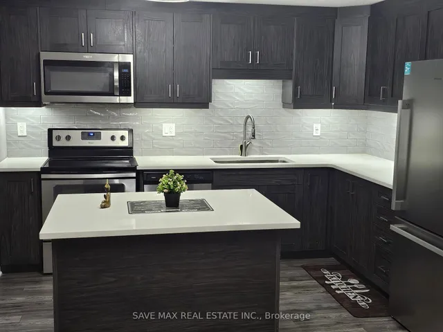 Additional image 5 of 1989 Ottawa St Unit 64H