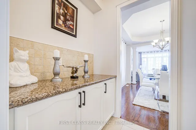 Additional image 21 of 566 North Park Blvd