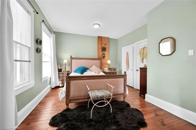 Additional image 26 of 40 Locke St