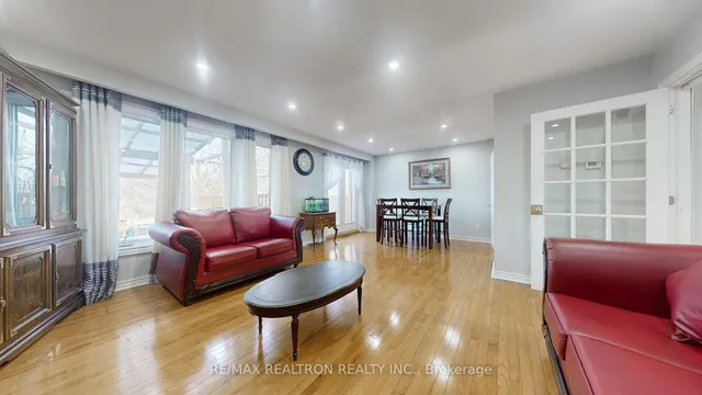 Additional image 6 of 91 Tineta Cres