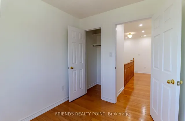 Additional image 23 of 1075 Ellesmere Rd Unit 5