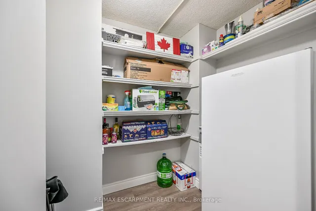 Additional image 27 of 1966 MAIN St Unit 502