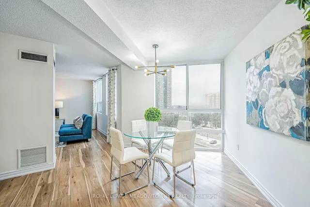 Additional image 18 of 3650 Kaneff Cres Unit 908