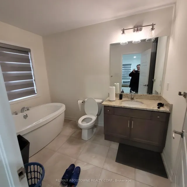 Additional image 6 of 973 Logan Dr