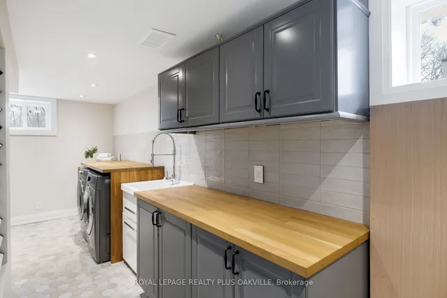 Additional image 30 of 249 Cheltenham Rd