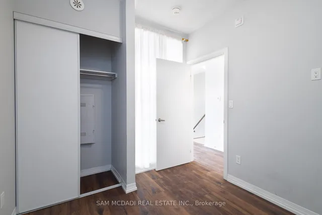 Additional image 13 of 402 The East Mall N/A Unit 220