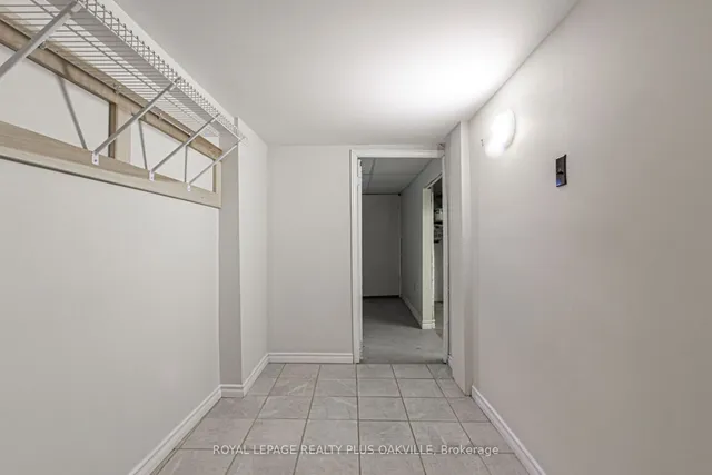 Additional image 20 of 58 Lorne Ave