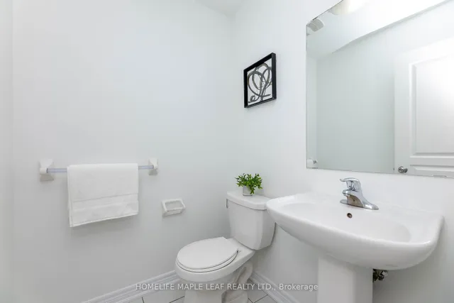 Additional image 12 of 2 Cedarland Rd