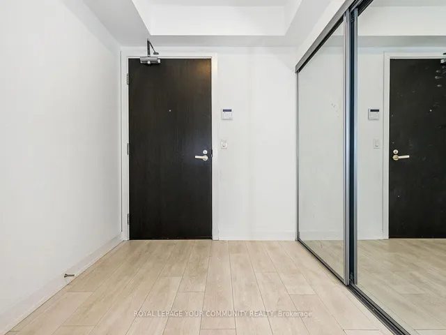 Additional image 3 of 501 Yonge St Unit 1309